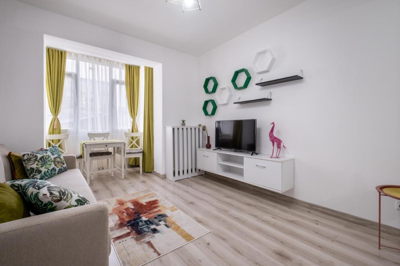 Laroka House Cosy And Modern Apartment Universitate-City Centre Бухарест Екстер'єр фото