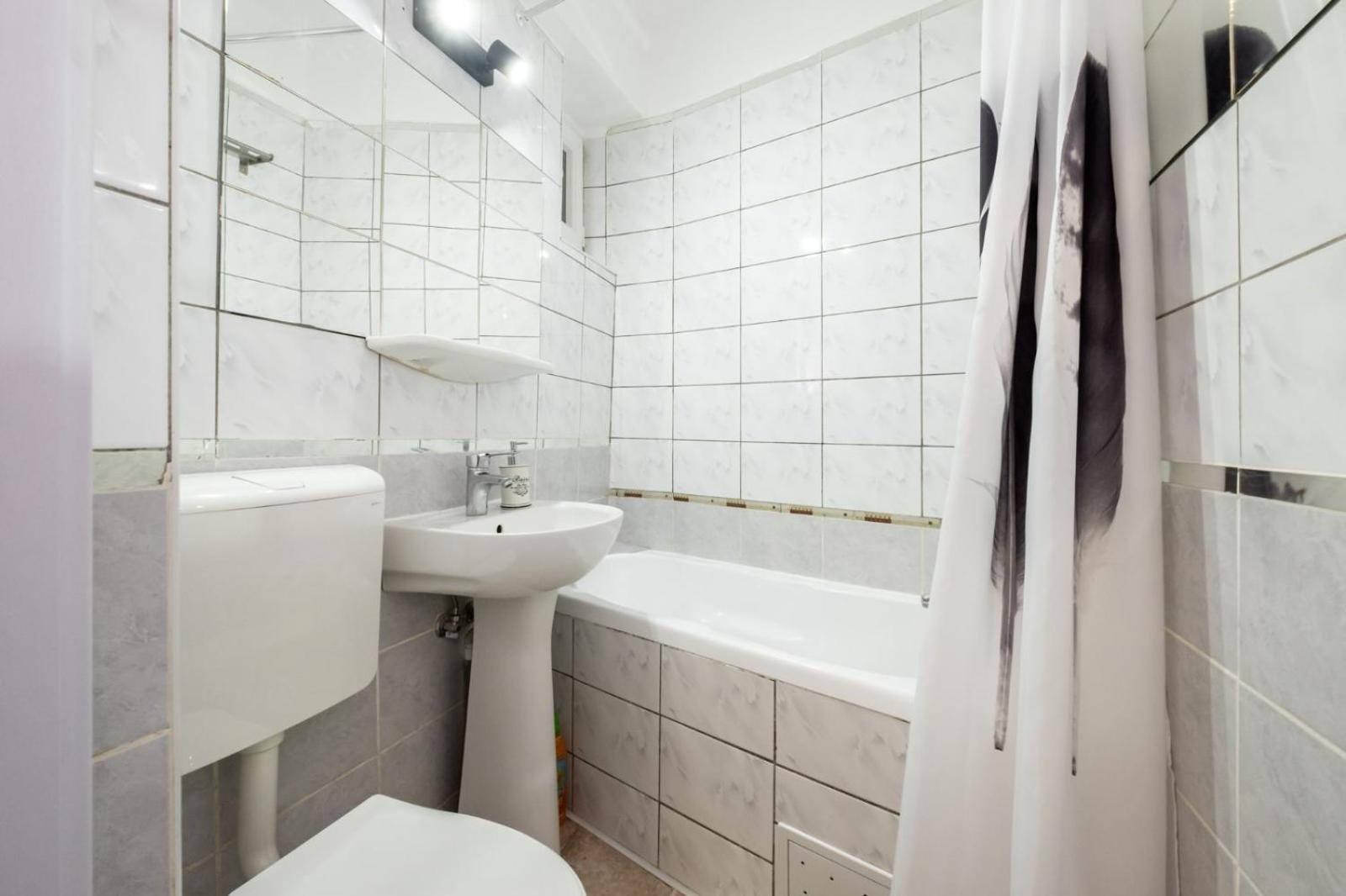 Laroka House Cosy And Modern Apartment Universitate-City Centre Бухарест Екстер'єр фото